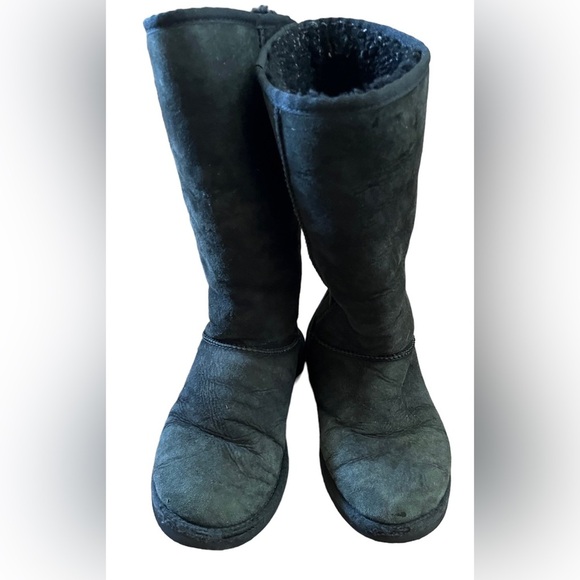 Ugg women classic lined tall black boots Sz 7 #5815 - Picture 1 of 9